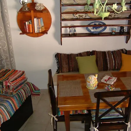 Homestay Yiayia's