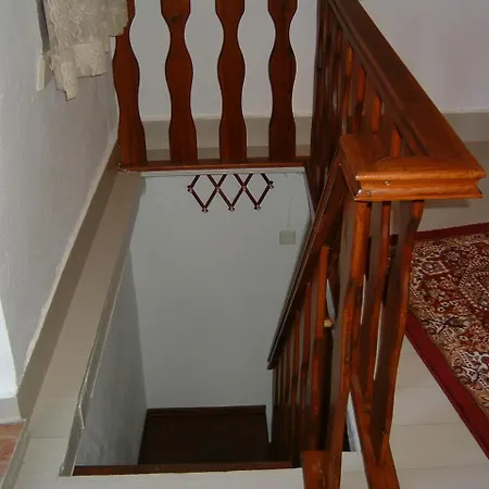 Yiayia's Homestay